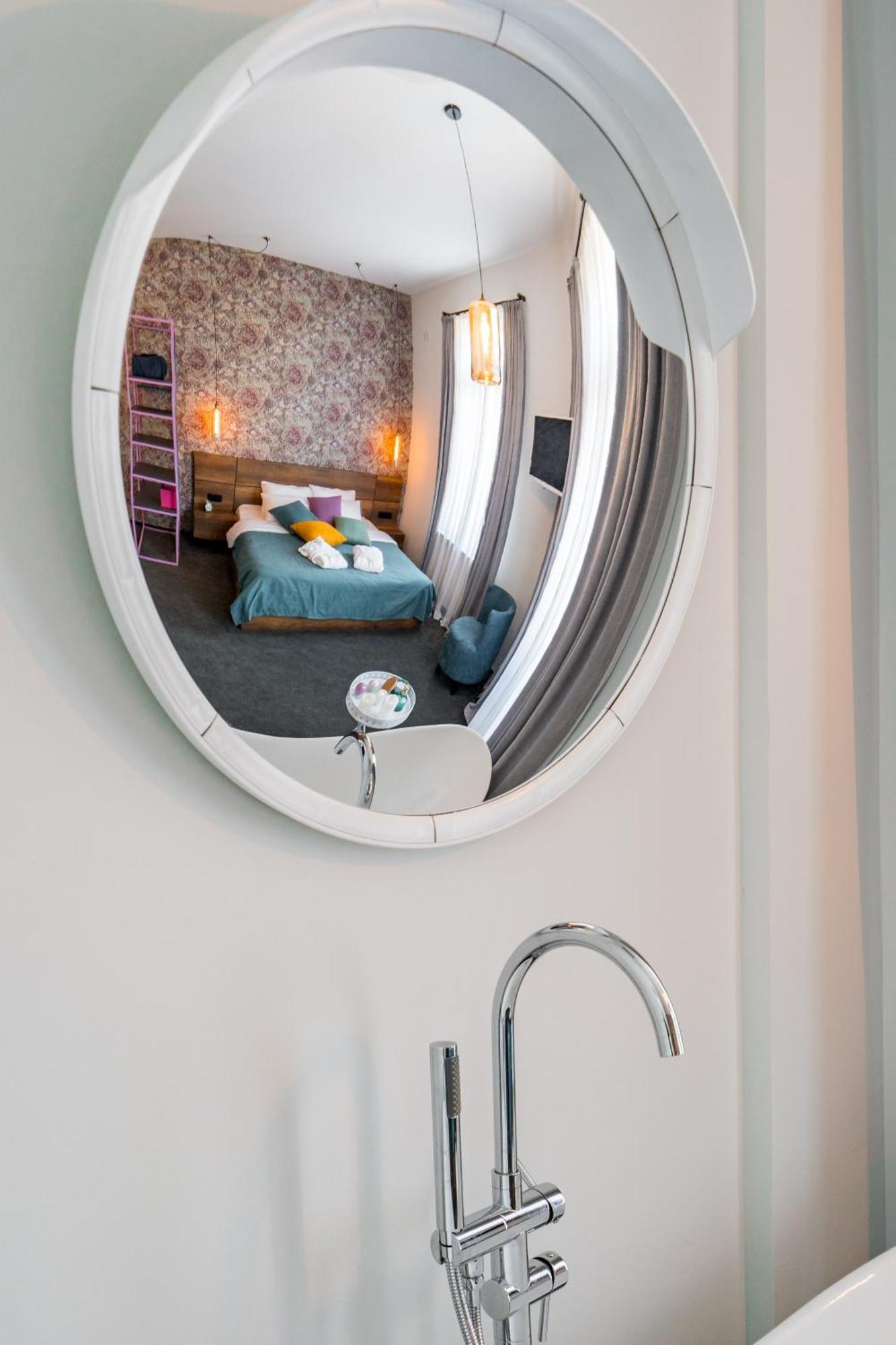 Redrum Tbilisi Boutique Hotel Habitación foto